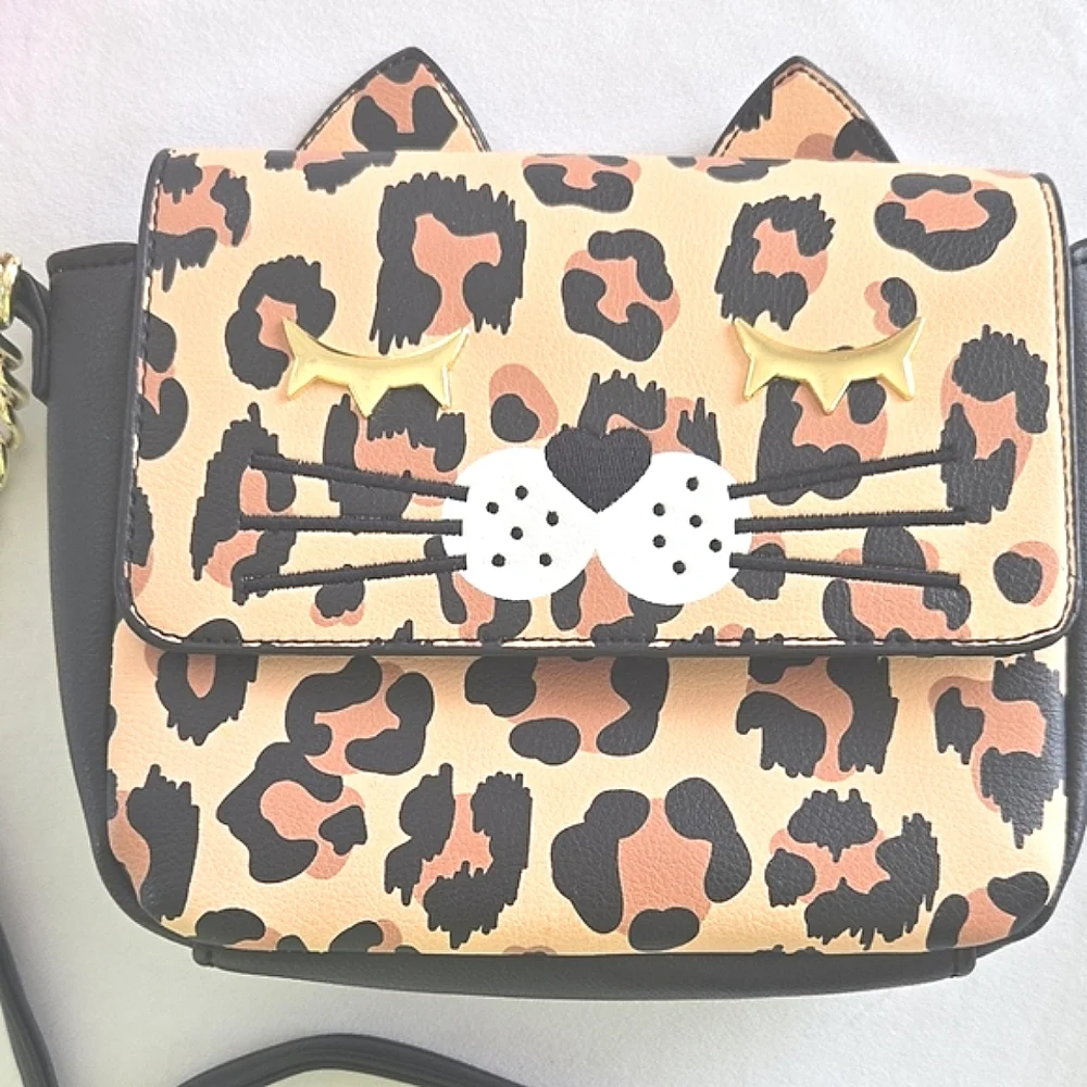 💕Betsey Johnson Leopard Print Bag Cat Ears Gold Chain Crossbody - Picture 2 of 11